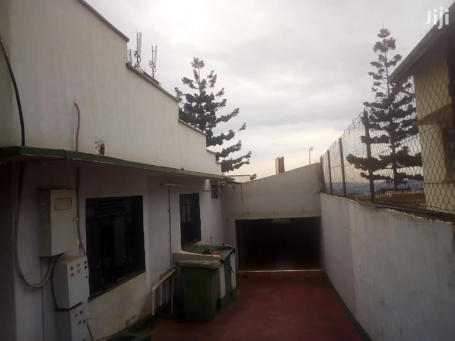 5 Bedroom House For Rent