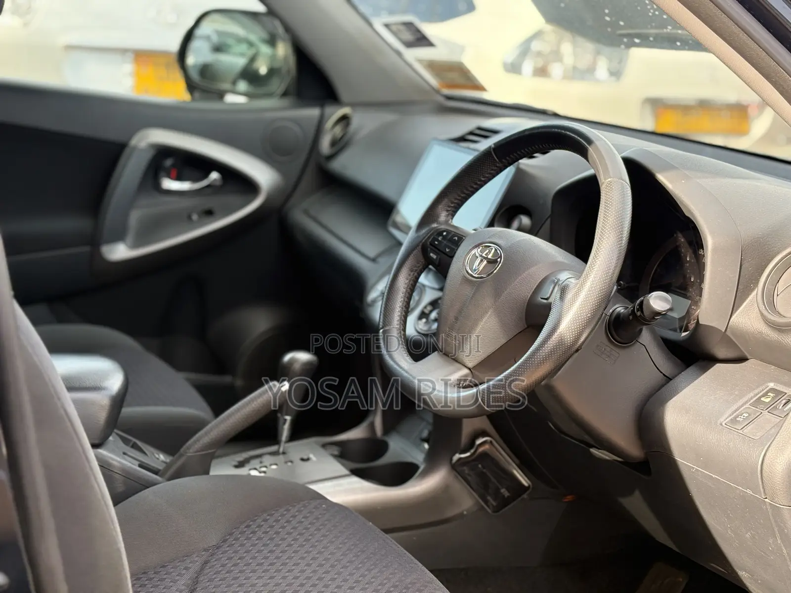 Toyota Vanguard 2012 Black