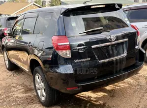 Toyota Vanguard 2012 Black