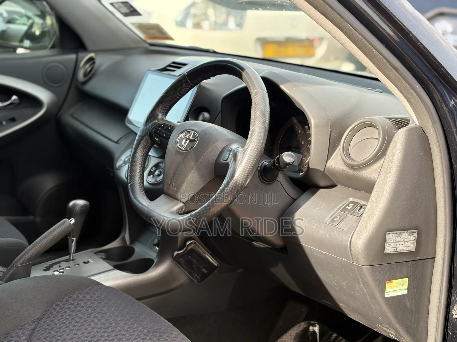 Toyota Vanguard 2012 Black