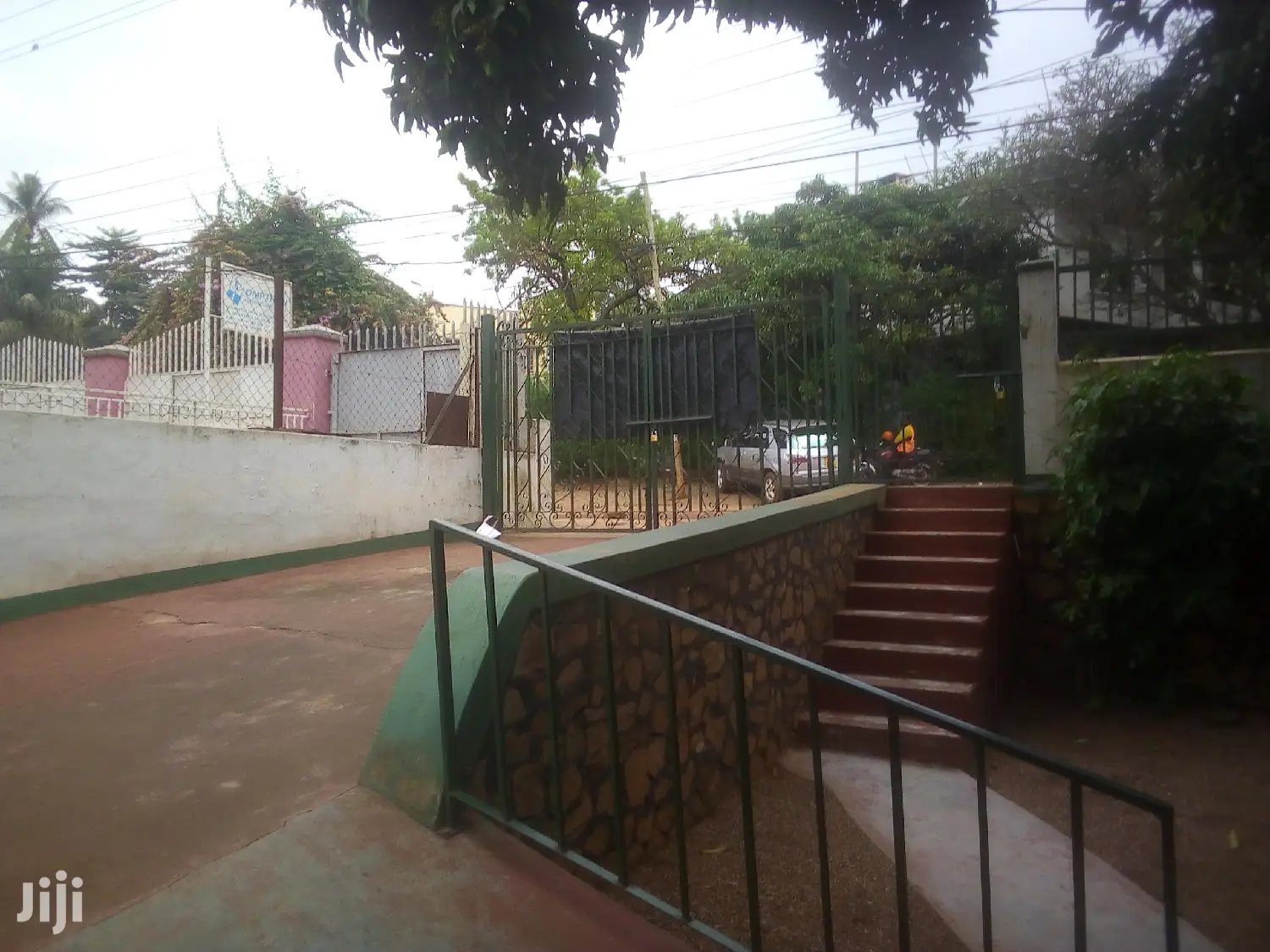 5 Bedroom House For Rent