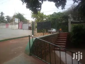 5 Bedroom House For Rent