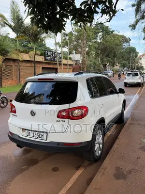 Volkswagen Tiguan 2.0 S 2009 White