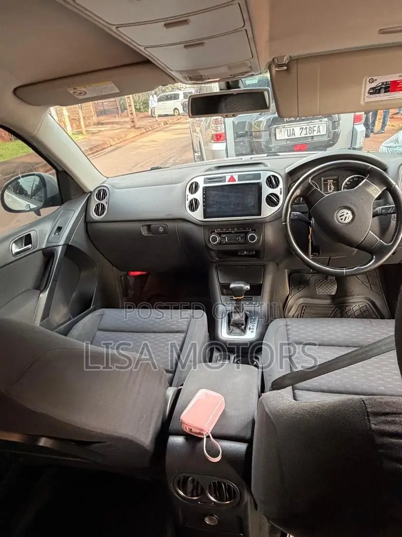 Volkswagen Tiguan 2.0 S 2009 White