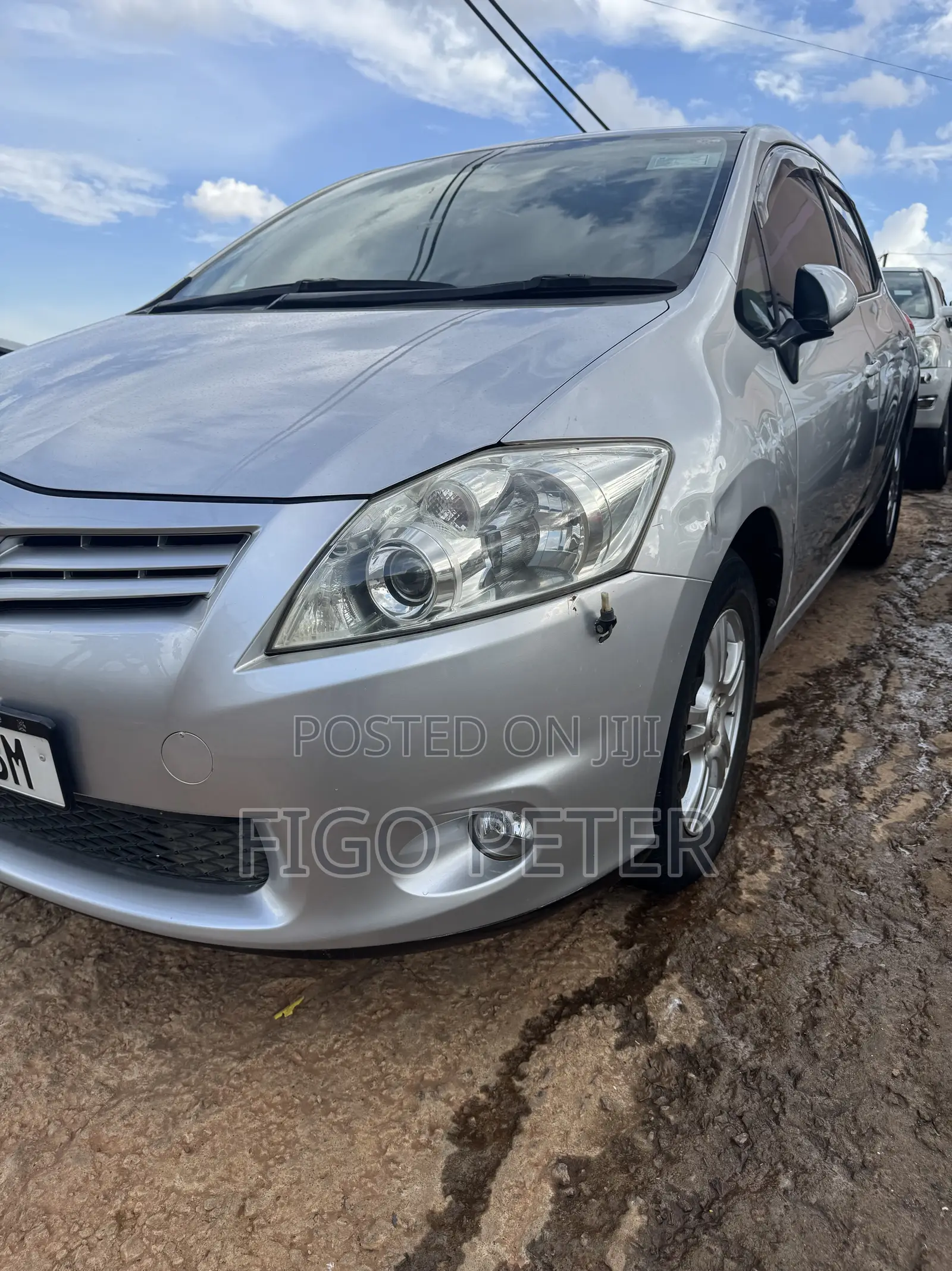 Toyota Auris 2012 Silver