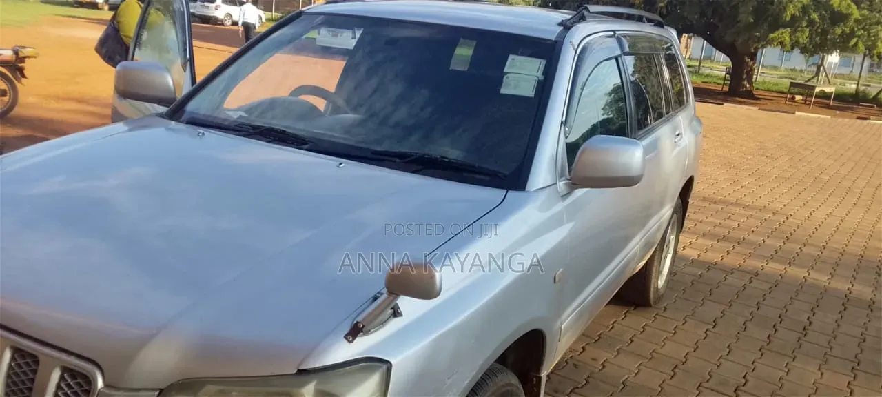 Toyota Kluger 2006 Silver