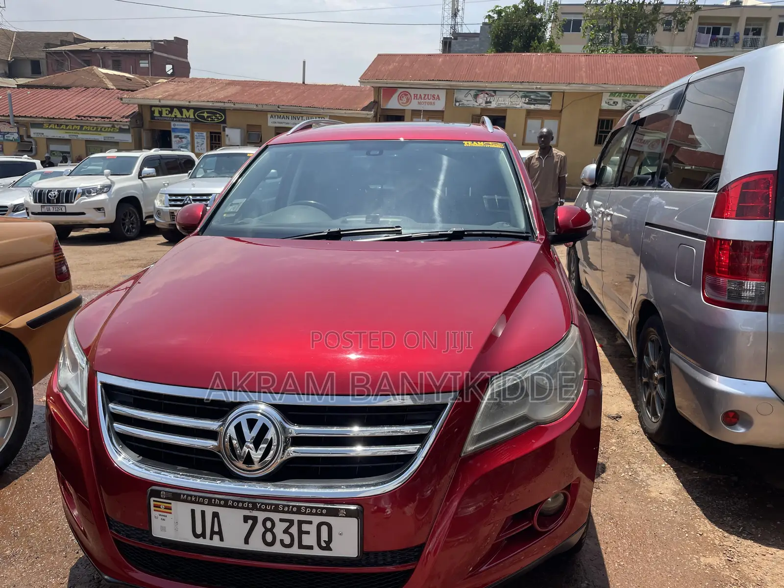 Volkswagen Tiguan 2012 Maroon
