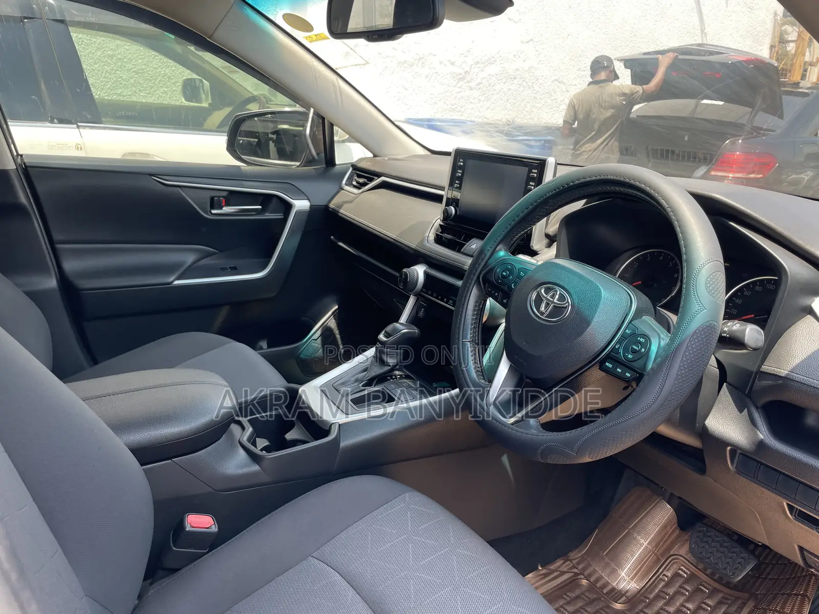 Toyota RAV4 2020 Gray