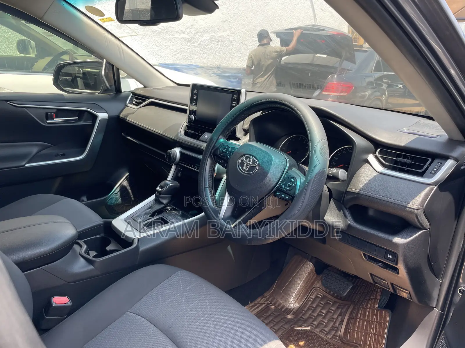 Toyota RAV4 2020 Gray