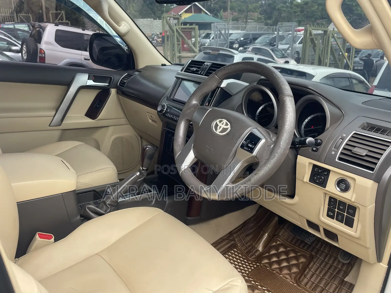 Toyota Land Cruiser Prado 2016 White