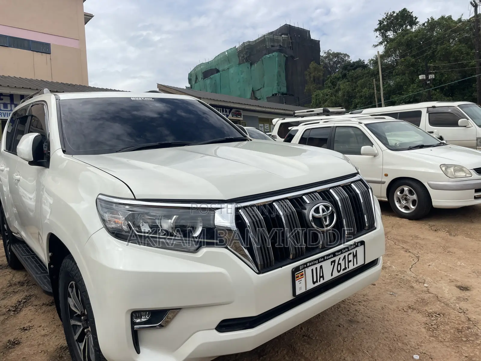 Toyota Land Cruiser Prado 2016 White