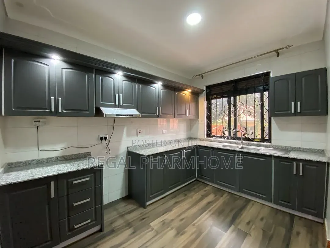 3bdrm Apartment in Munyonyo, Central Division for rent
