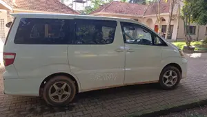 Toyota Alphard 2.4 Petrol AWD 2003 White