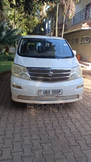 Toyota Alphard 2.4 Petrol AWD 2003 White
