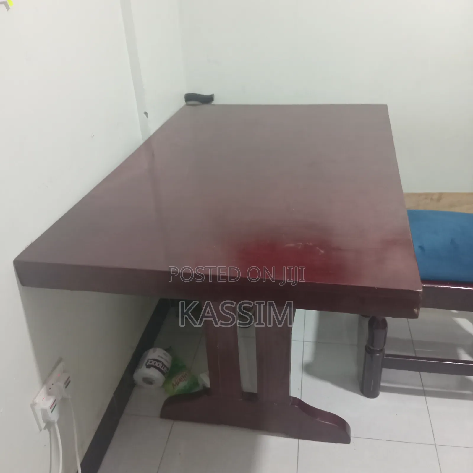 Dinning Table