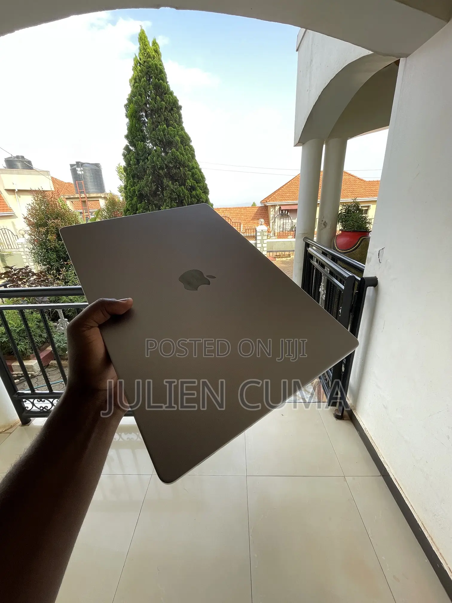 Laptop Apple MacBook Pro 32GB Apple M1 Pro SSD 1T