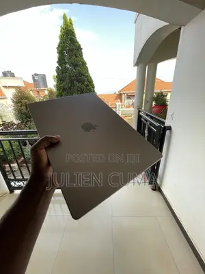 Laptop Apple MacBook Pro 32GB Apple M1 Pro SSD 1T
