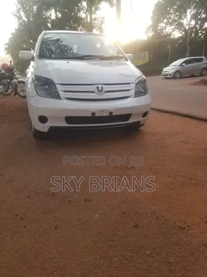 Toyota IST 2006 White