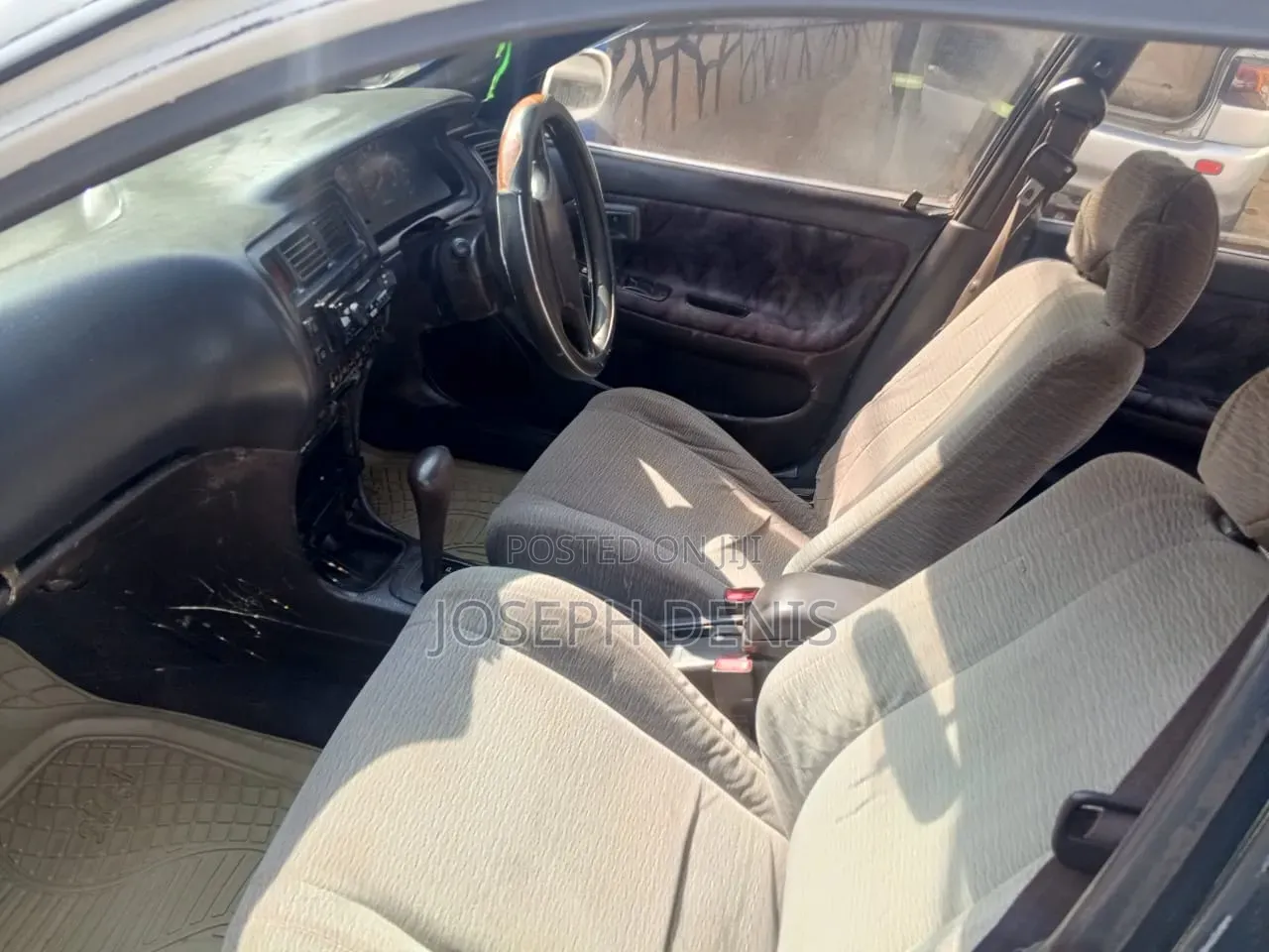 Toyota Corona 1991 White