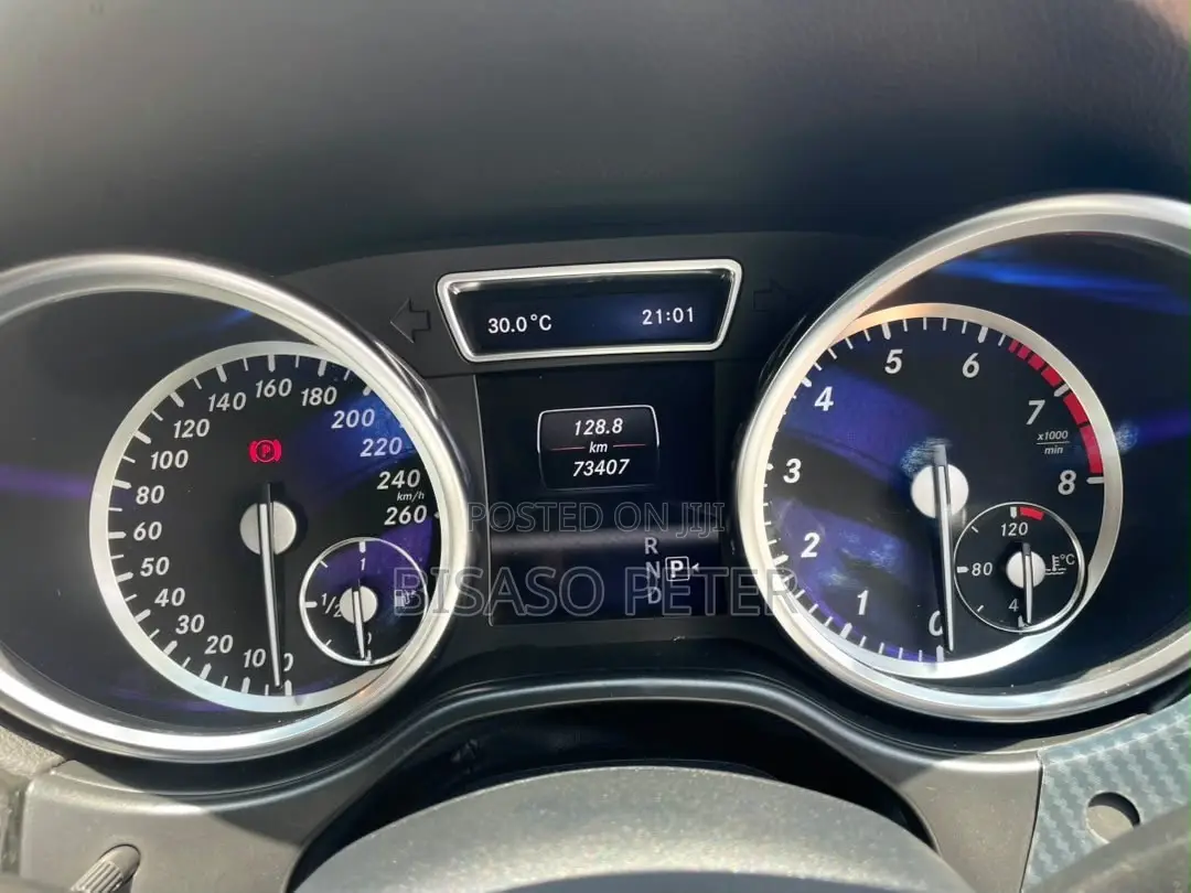 Mercedes-Benz M Class ML350 4dr SUV (3.5L 6cyl 7A) 2014 Black