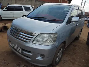 Toyota Noah 2007 Gray