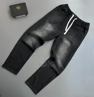 Men's Dark-Wash/Black Vintage Straight-Fit and Baggy Denim Jeans