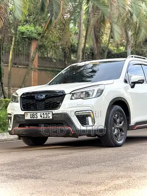 Subaru Forester 2018 White