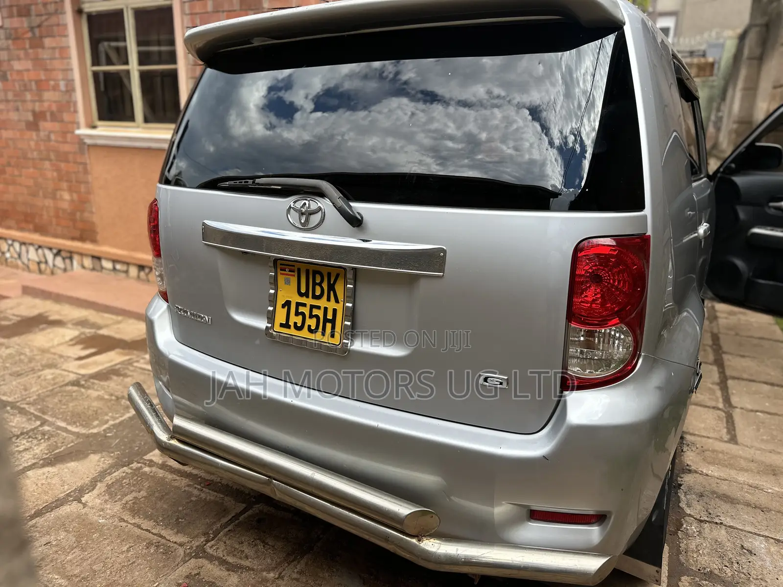 Toyota Corolla Rumion Hatchback 1.5 FWD 2008 Silver