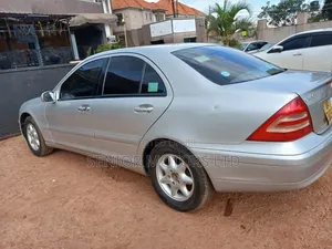 Mercedes-Benz C180 2004 Silver