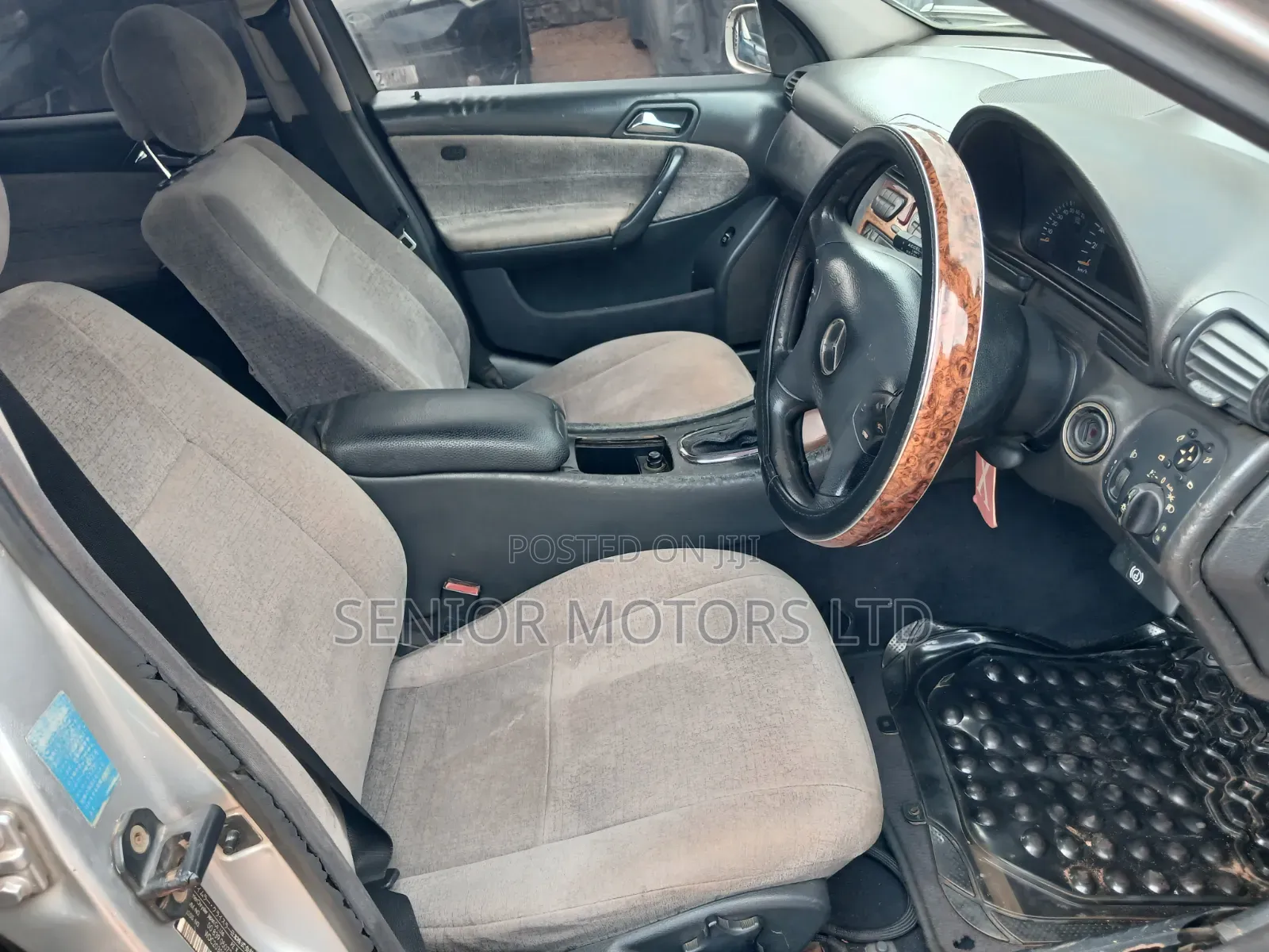 Mercedes-Benz C180 2004 Silver