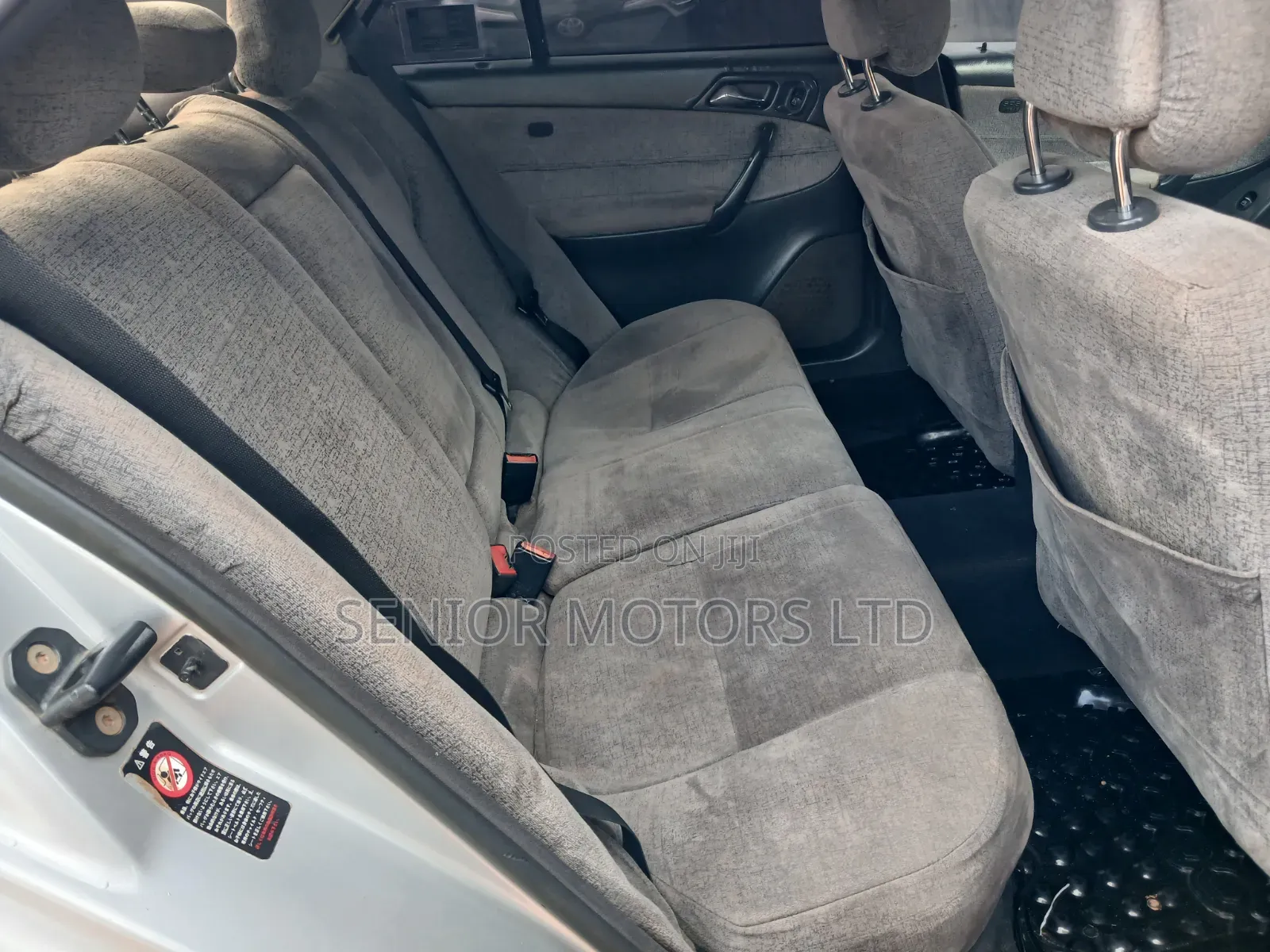 Mercedes-Benz C180 2004 Silver
