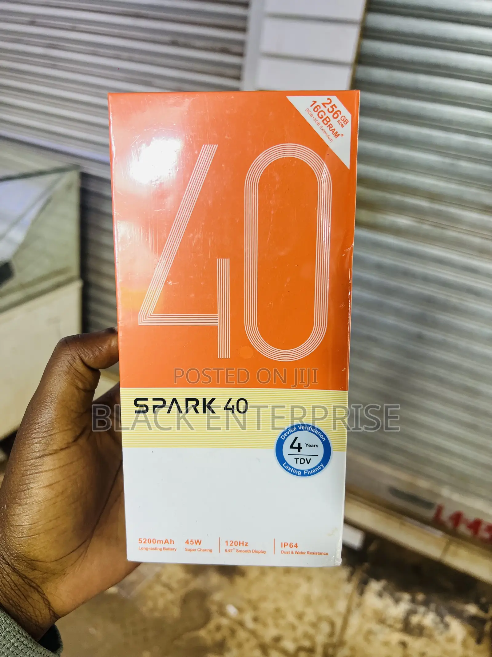 New Tecno Spark 40 256 GB Gray