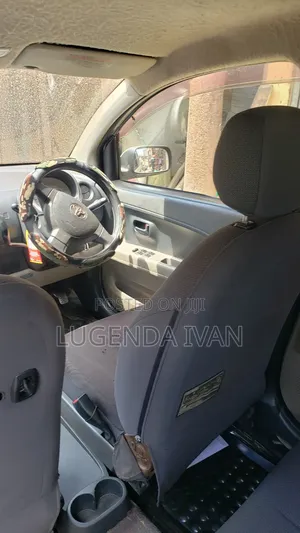 Toyota Passo 2007 Beige