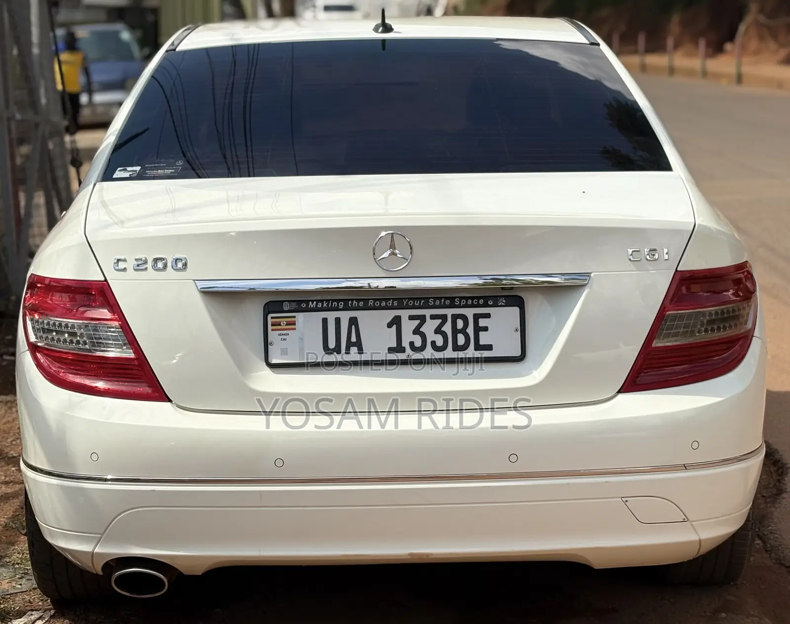 Mercedes-Benz C200 2011 White
