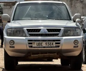 Mitsubishi Pajero 3.0 2009 Silver