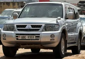 Mitsubishi Pajero 3.0 2009 Silver