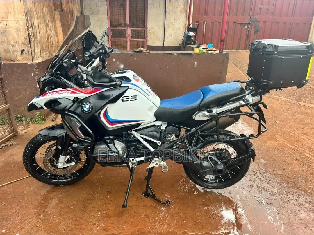 BMW R1250GS 2022 White
