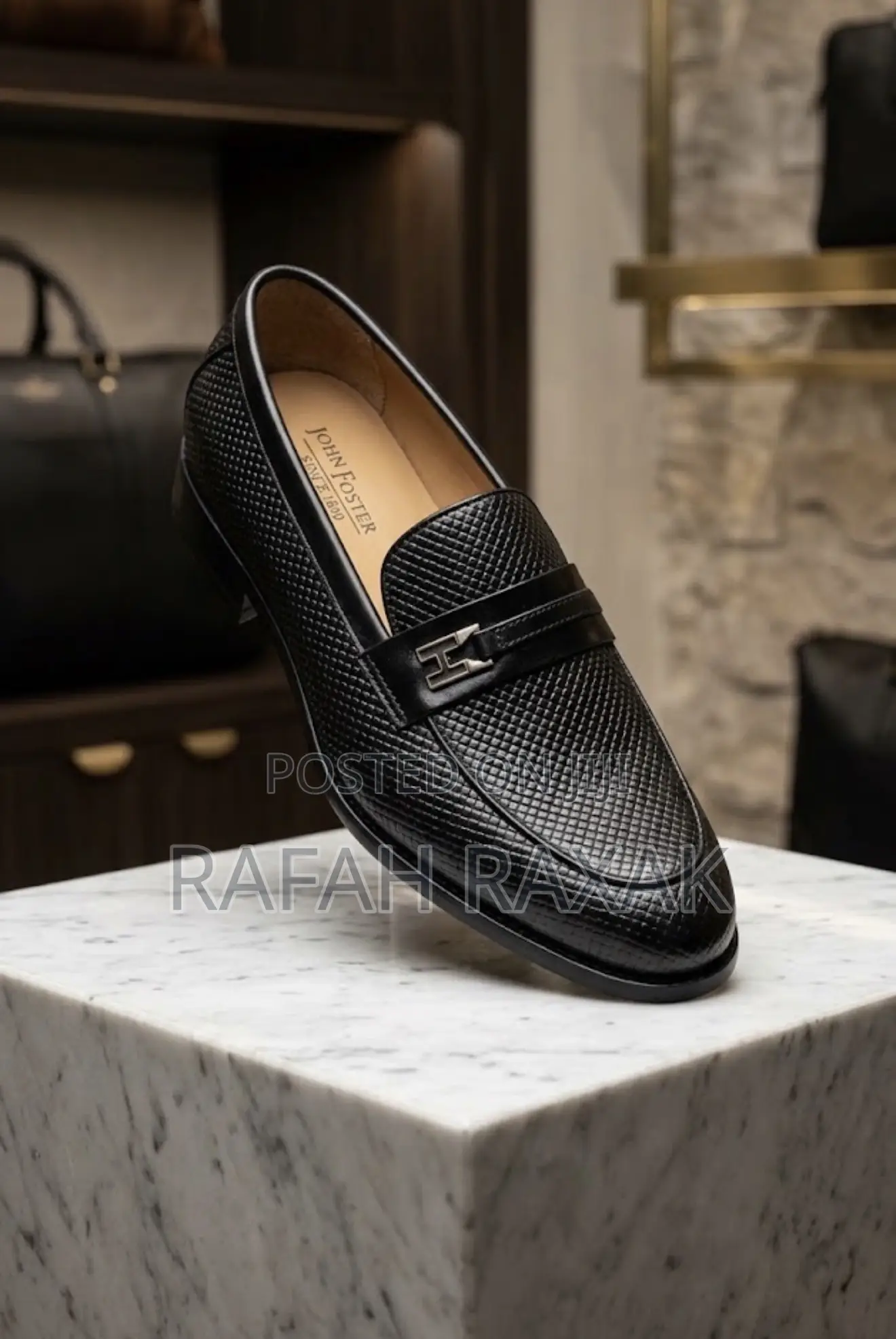 Men’s Classic Black Textured John Foster Leather Loafers