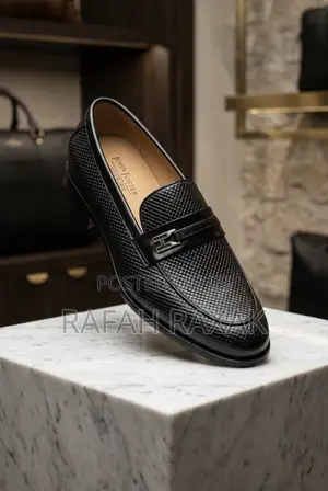 Men’s Classic Black Textured John Foster Leather Loafers