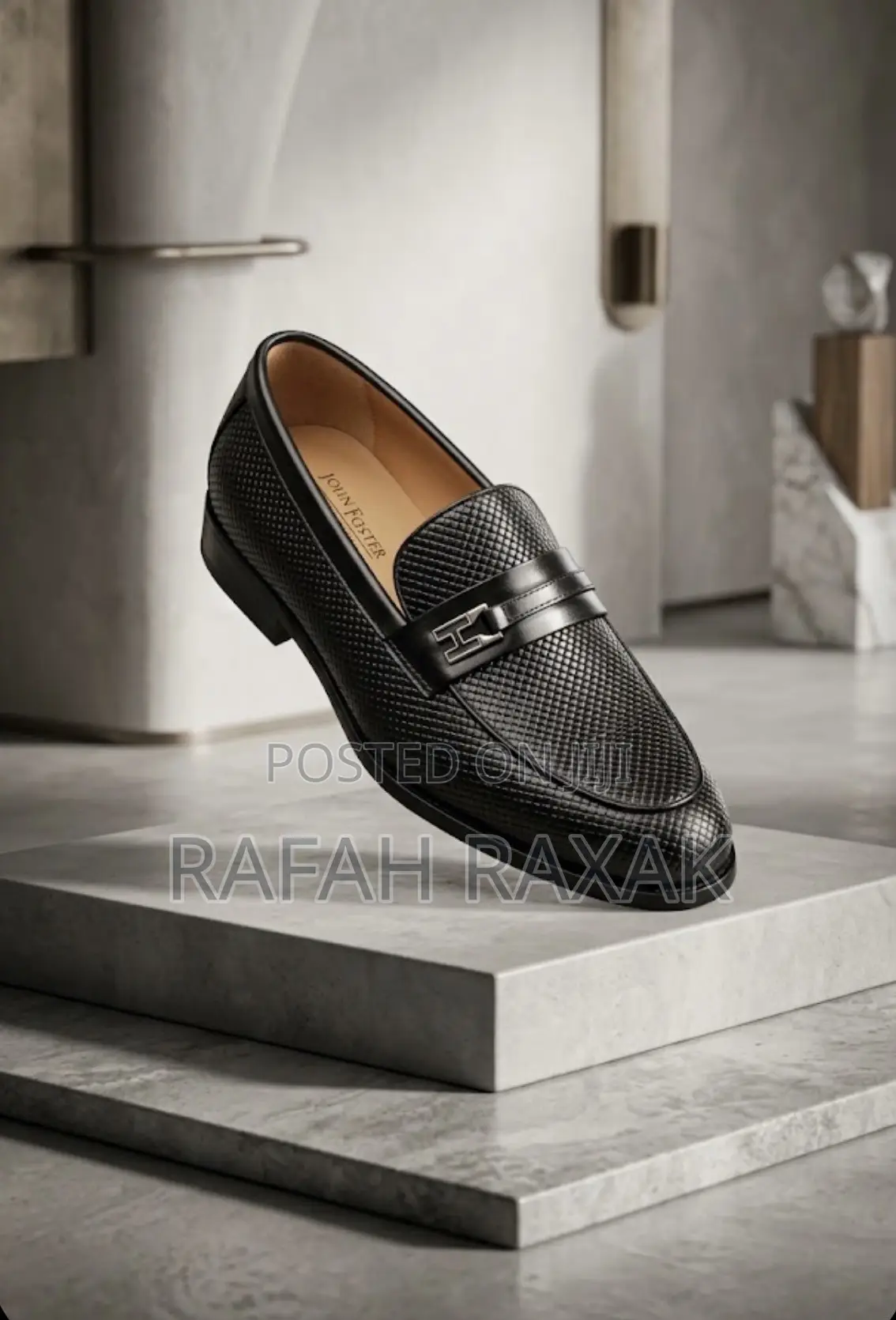Men’s Classic Black Textured John Foster Leather Loafers
