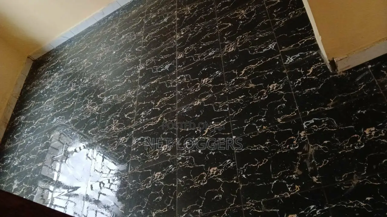 2bdrm Apartment in Private Landlord, Central Division for rent