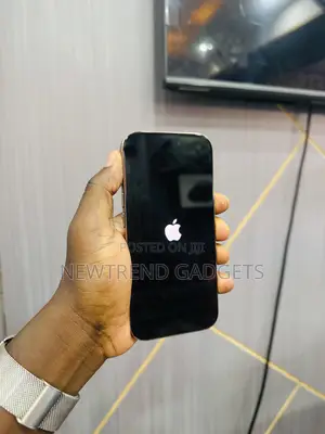 Apple iPhone 16 Pro 256 GB Gold