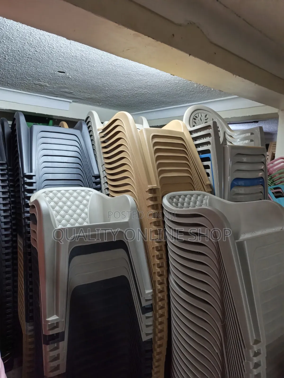 Strong Diamond Plastic Chairs Plastic Chairs