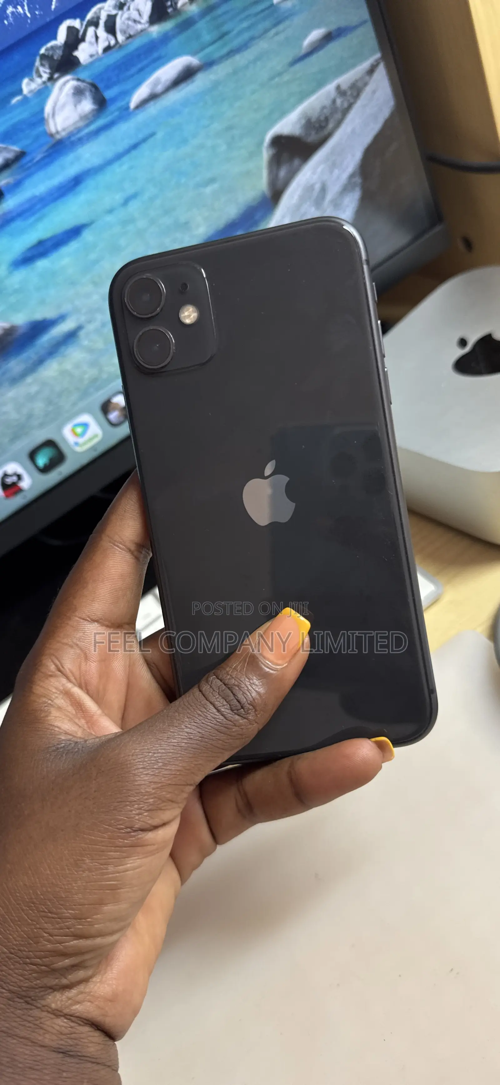 Apple iPhone 11 64 GB Black