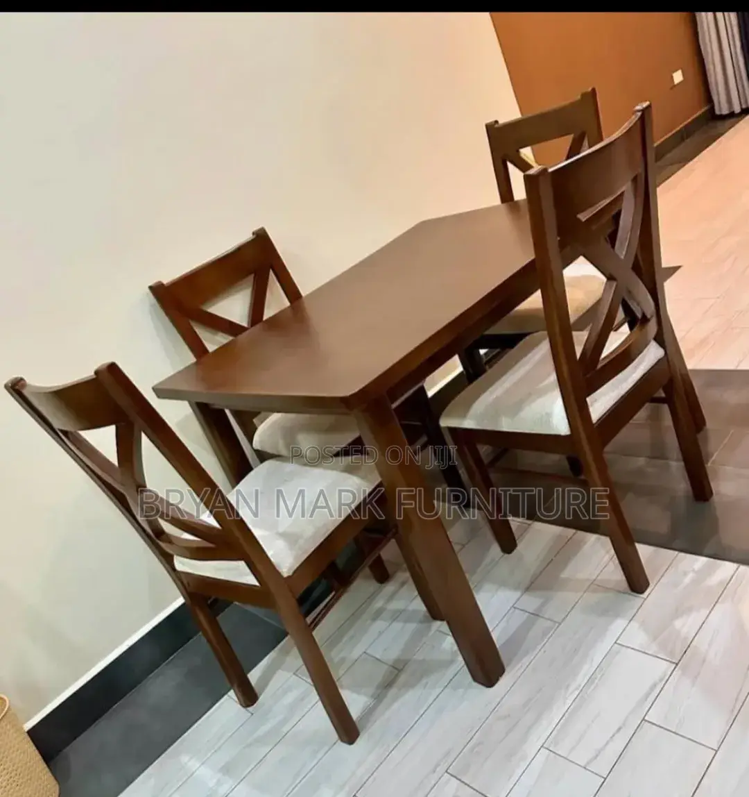 4seaters Dinning Set