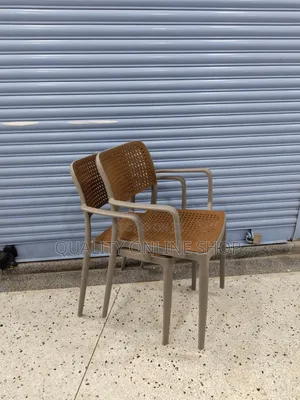 Meshback Plastic Chairs Plastic Chairs