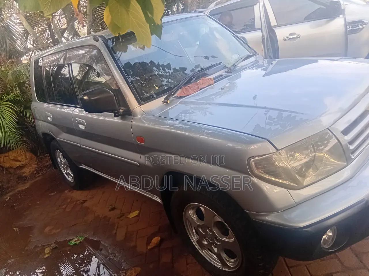 Mitsubishi Pajero IO 2000 Silver