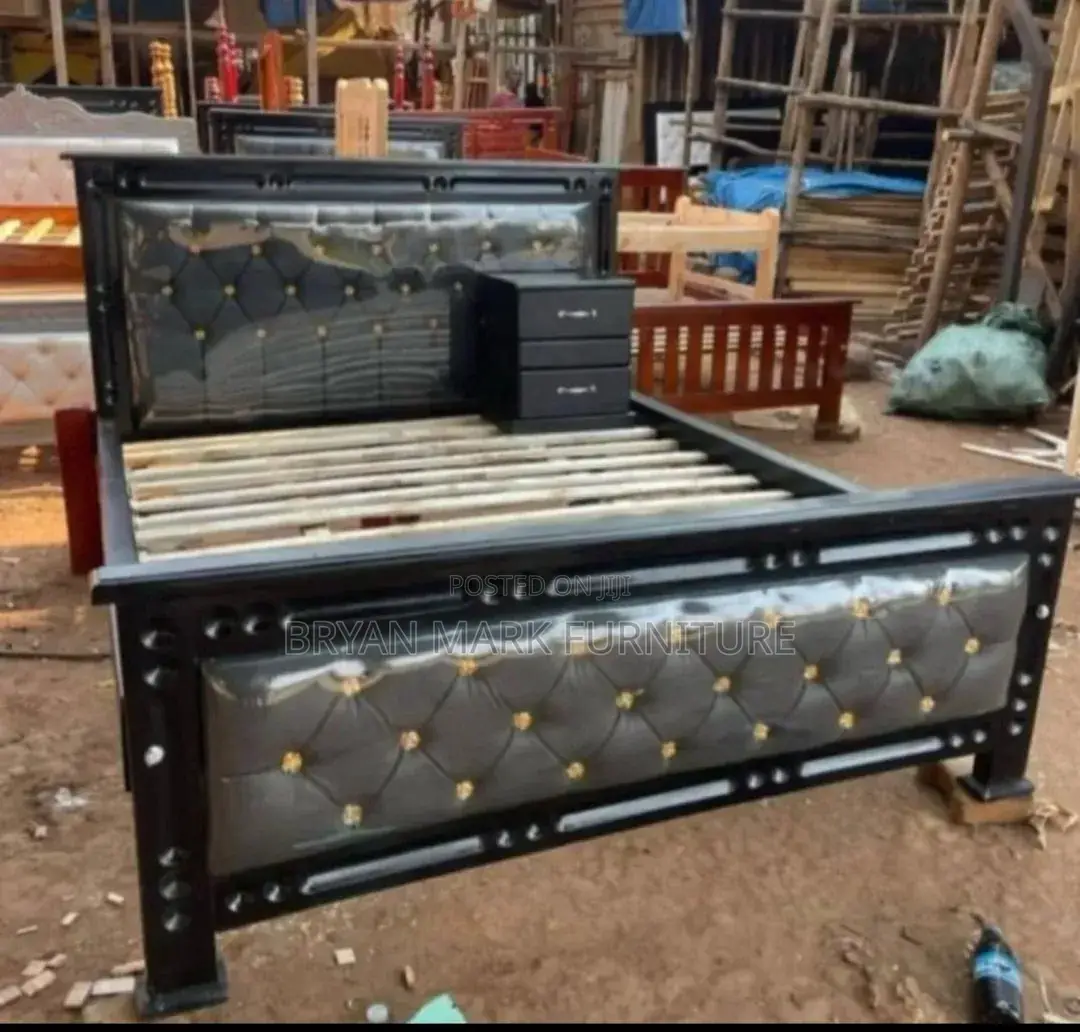 Flat Leathered Bed 5x6