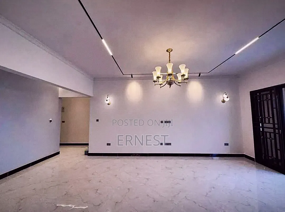 4bdrm House in Kira for sale