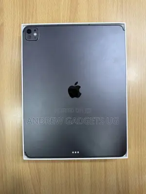 Apple iPad Pro 13 (2025) 256 GB Black